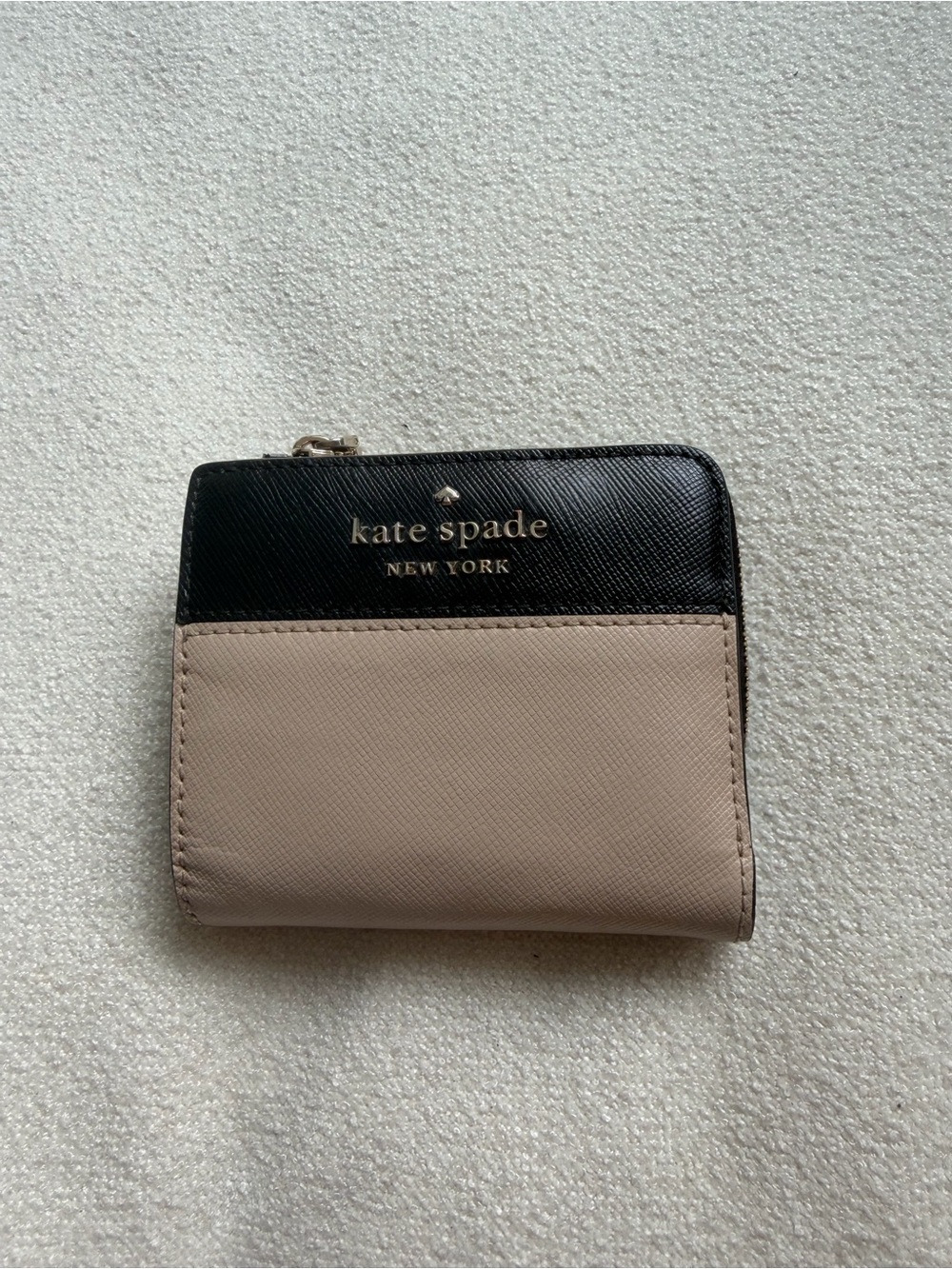 kate spade Black and Beige Compact Zip Wallet